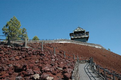 03lava_butte_fire-tower.jpg